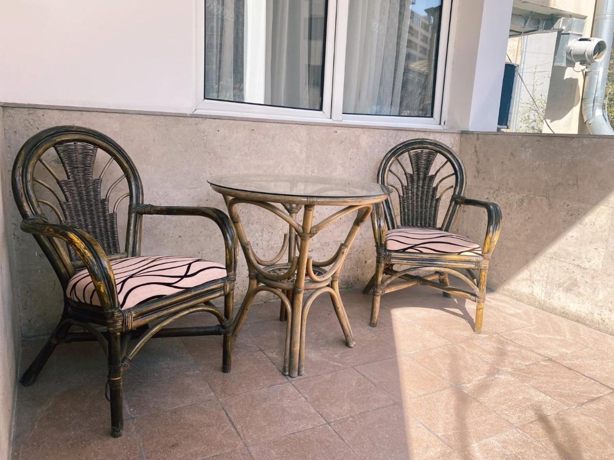 Olive Hotel Yerevan Bagian luar foto