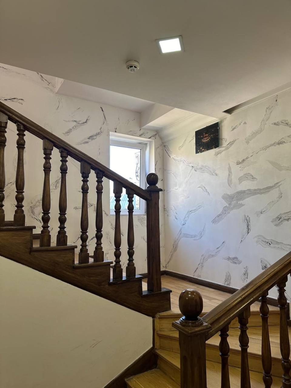 Olive Hotel Yerevan Bagian luar foto